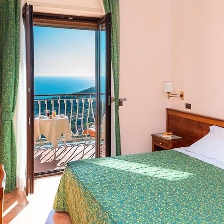 Hotel Montana SantʼAgata sui Due Golfi Kültér fotó